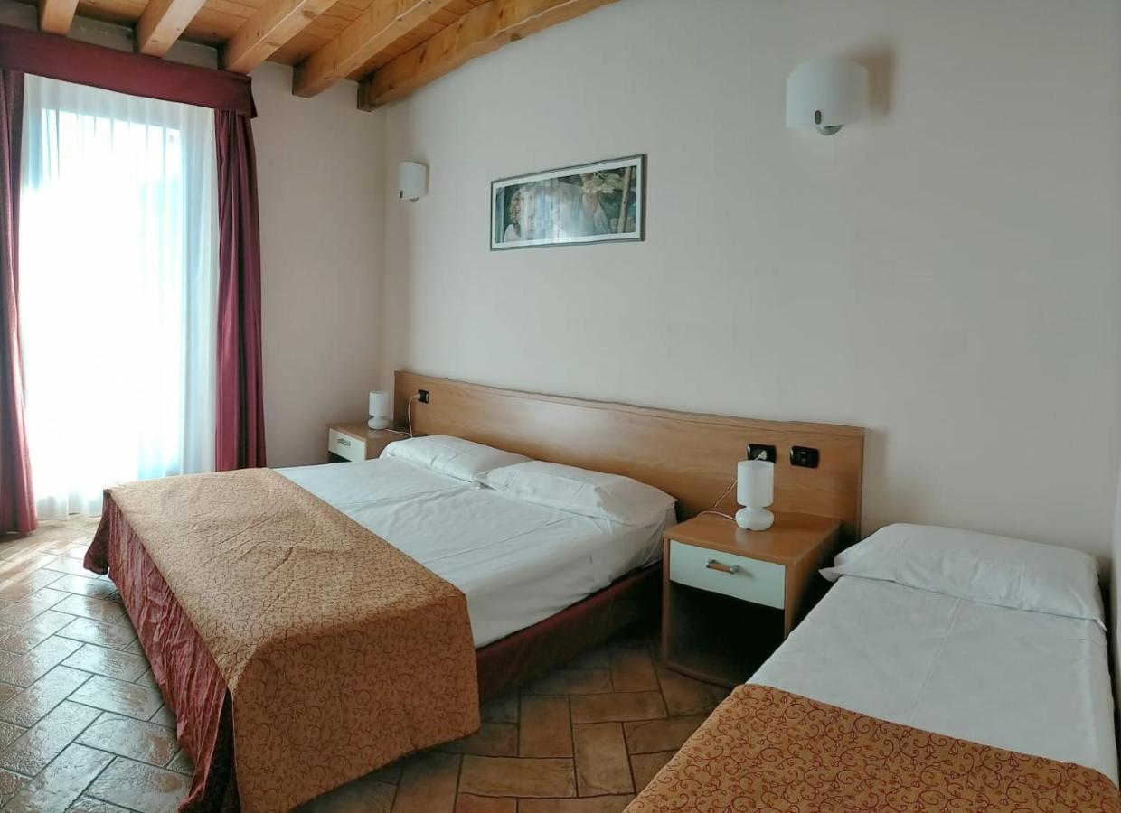 Hotel Agli Ulivi Valeggio sul Mincio Exteriér fotografie