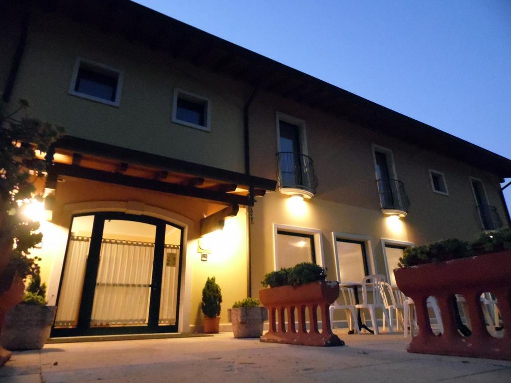 Hotel Agli Ulivi Valeggio sul Mincio Exteriér fotografie