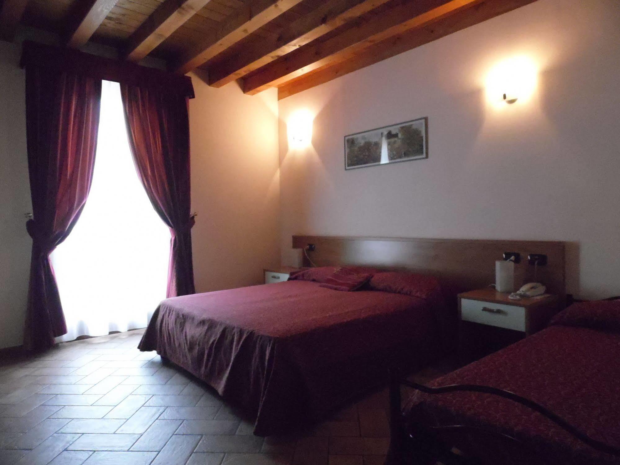 Hotel Agli Ulivi Valeggio sul Mincio Exteriér fotografie